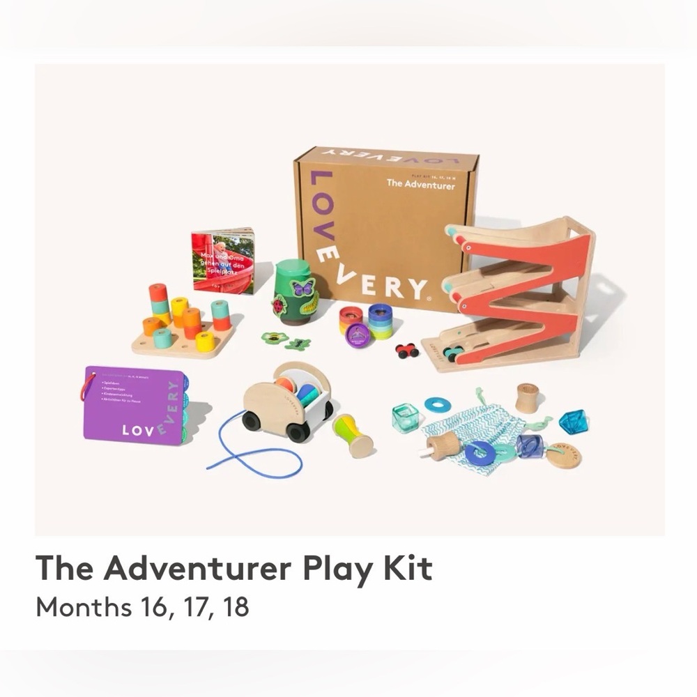 Lovevery The Adventurer Play Kit 16-18 Months